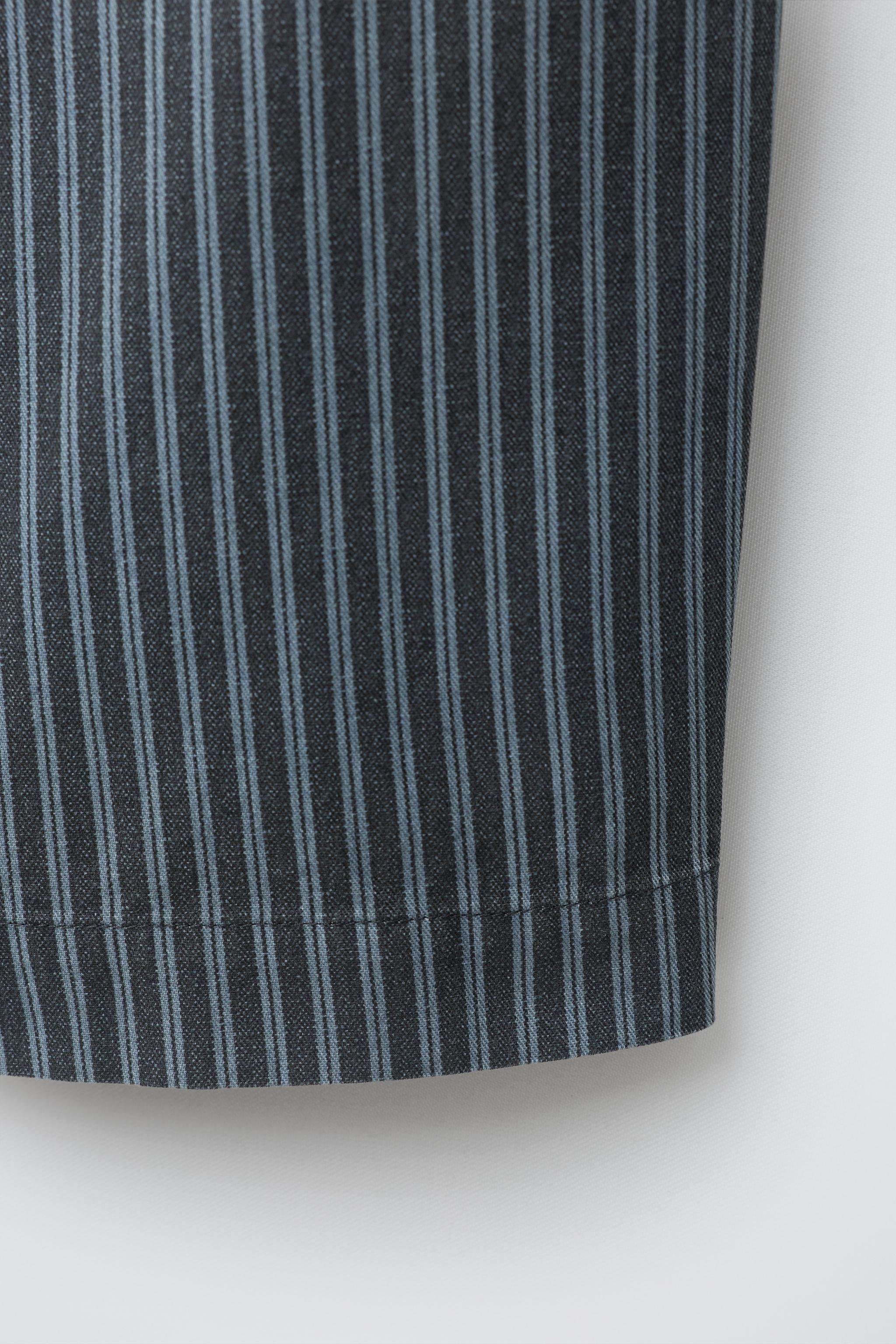 STRIPED BAGGY PANTS